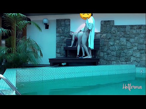 ❤️ Bwana adayitanitsa mdzakazi ku dziwe, koma sanathe kukana kutentha ❤️  pa ny.pornochaturbate.ru  ❌️